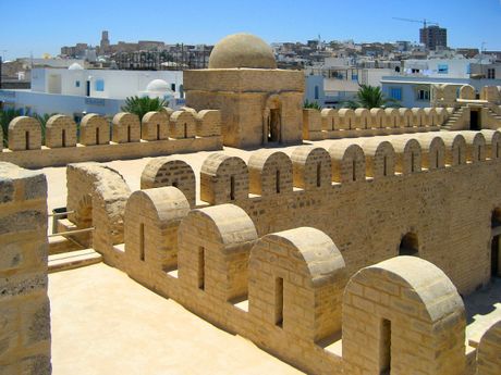 Sus, Tunis