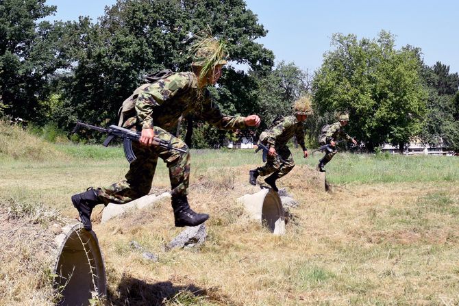 Vojska obučenost provera