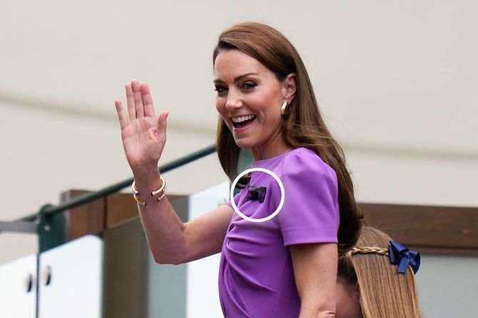 Kejt Midlton mašna Kejt Midlton mašna