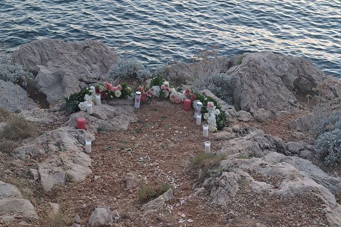 Makarska sveće prosidba Makarska sveće prosidba