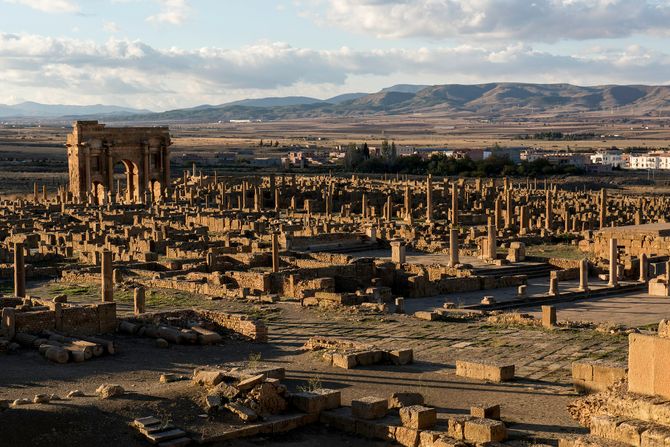 Timgad, Stari Rim, Rimsko carstvo, Rimska imperija, Alžir