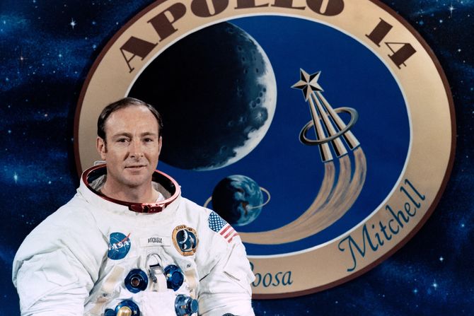 Astronaut Edgar Mičel, Edgar Mitchell