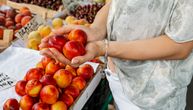 Ovo je idealno mesto na kom možete držati breskve: Ne, frižider nije dobro rešenje, a ni činija na stolu