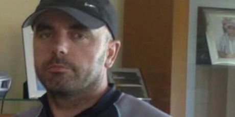 Mithat Hažić, taksista koji je vozio Albanca osumnjičenog za ubistvo policajca u Loznici Mithat Hažić, taksista koji je vozio Albanca osumnjičenog za ubistvo policajca u Loznici
