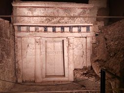 Grobnica Filipa Makedonskog