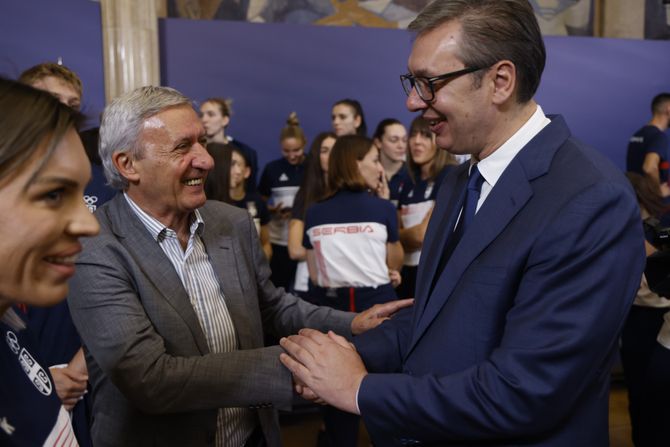 Aleksandar Vučić primio je danas olimpijski tim Srbije Aleksandar Vučić primio je danas olimpijski tim Srbije