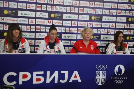 Ženska košarkaška reprezentacija Srbije Ženska košarkaška reprezentacija Srbije