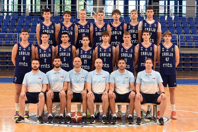 Mlada košarkaška reprezentacija Srbije U18