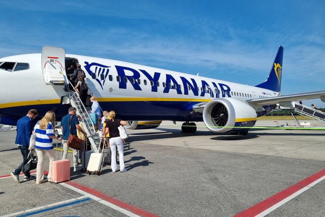 Boeing 737-8200 Ryanair