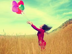 Devojka, leto, baloni,