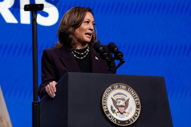 Kamala Haris Harris