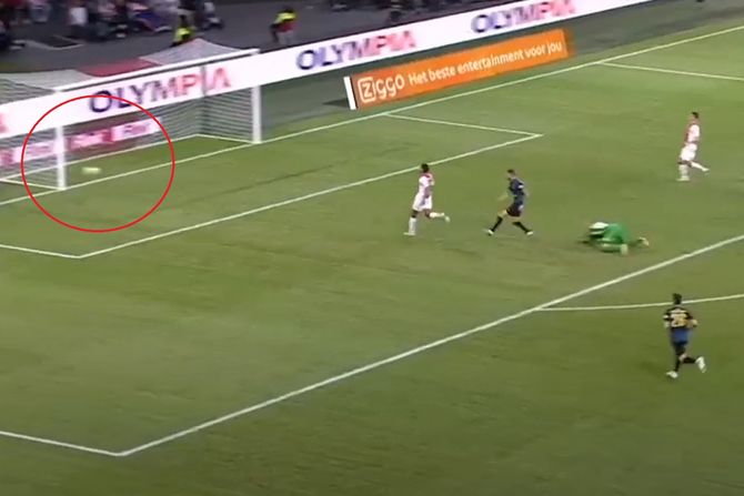 FK Vojvodina - Aleksa Vukanović stativa - FK Ajaks FK Vojvodina - Aleksa Vukanović stativa - FK Ajaks