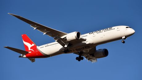 QANTAS BOEING 787