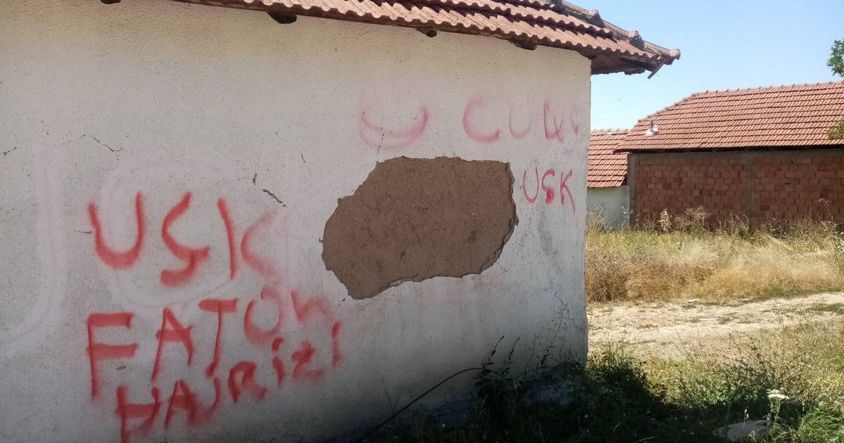 Srpska lista: Ispisivanje grafita na kući srpske porodice u cilju zastrašivanja našeg naroda