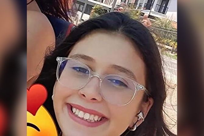 Beren Su Bolat Beren Su Bolat