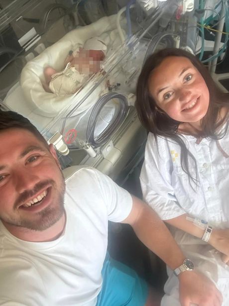 Cai Daniels, Alis Lloyd, beba