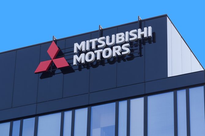 Micubiši motors logo