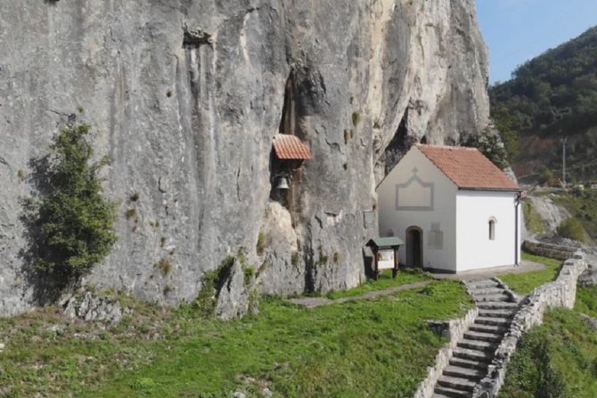 Hadži-Prodanova pećina, pećina, Ivanjica