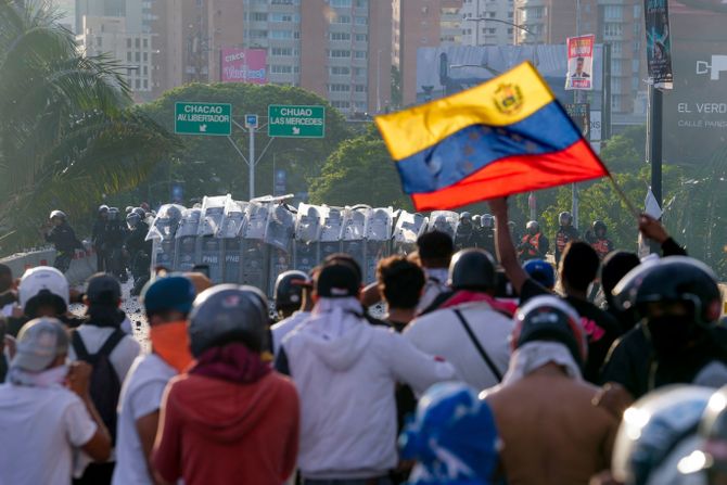 Venecuela protesti