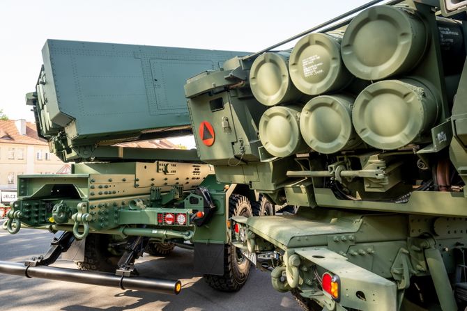 M142 HIMARS rakete