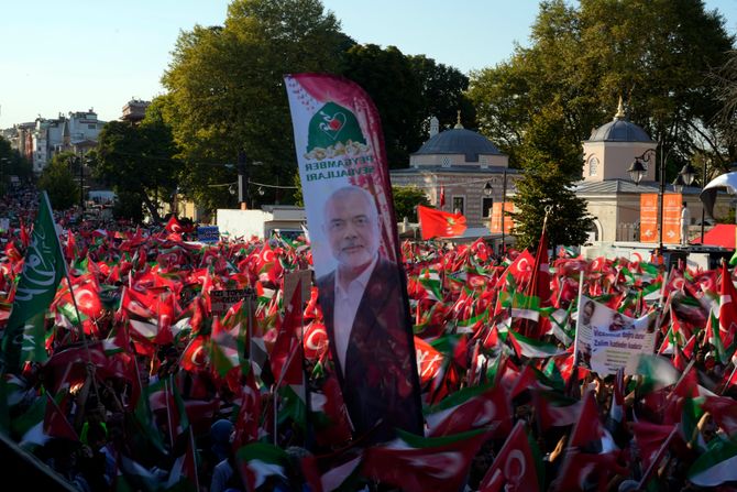 Protest u Istanbulu zbog ubistva Ismaila Hanijea