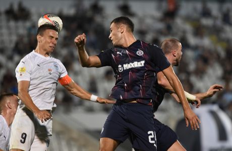 FK Partizan - FK Železničar FK Partizan - FK Železničar