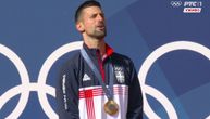 Novak Đoković peva himnu "Bože pravde" u Parizu sa zlatnom medaljom OI oko vrata: Ti si ponos Srbije!