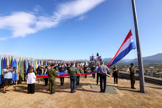 Hrvatska oluja obeležavanje