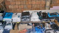 Preprodavala "lažnjake" vredne skoro MILION DINARA: Hapšenje u Nišu zbog falsifikovane garderobe, naočara...