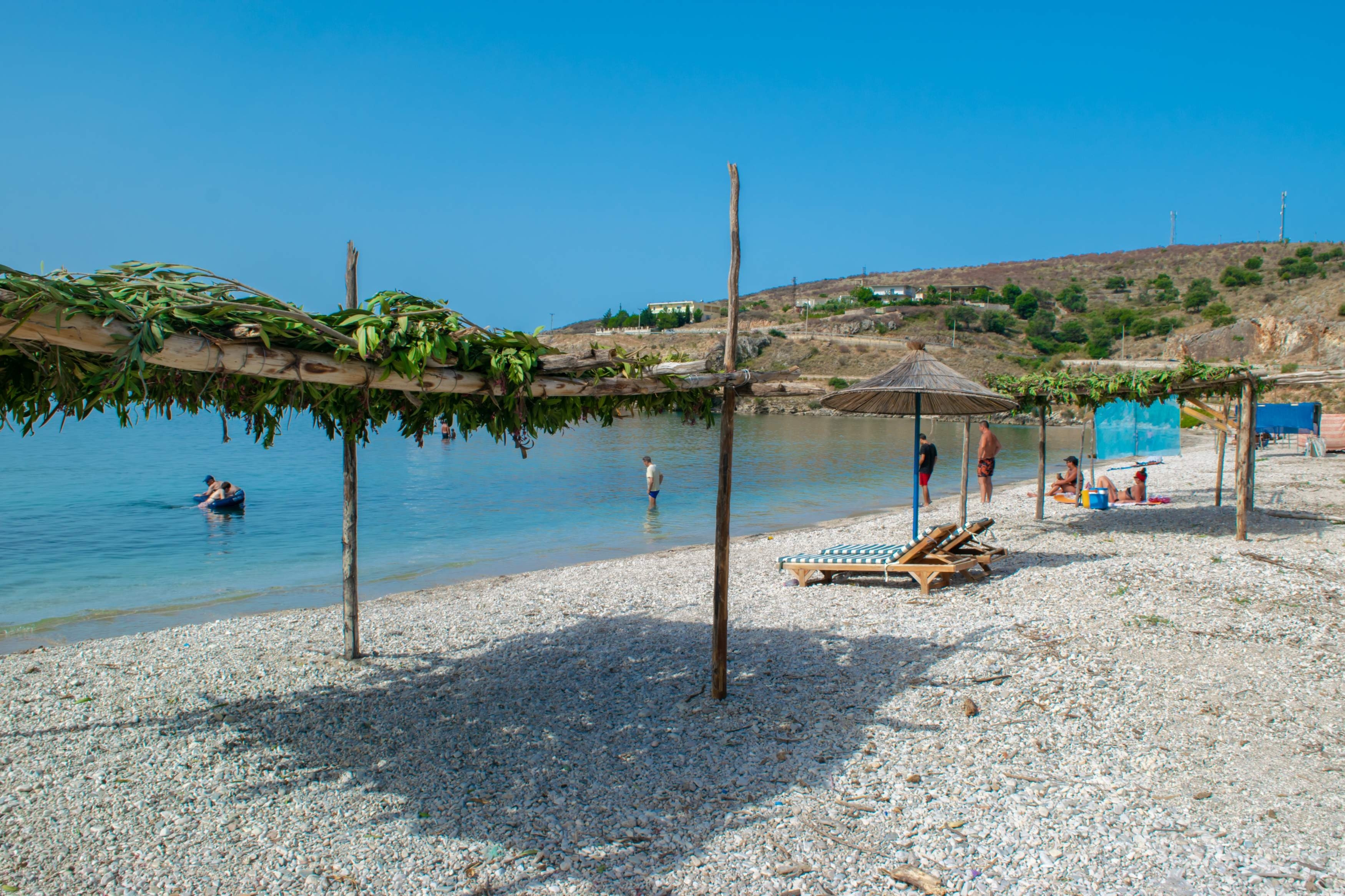 Turista ubijen na plaži, telo našli među ležaljkama: Uhapšeno 11 osoba, policija u šoku, evo gde se krio ubica