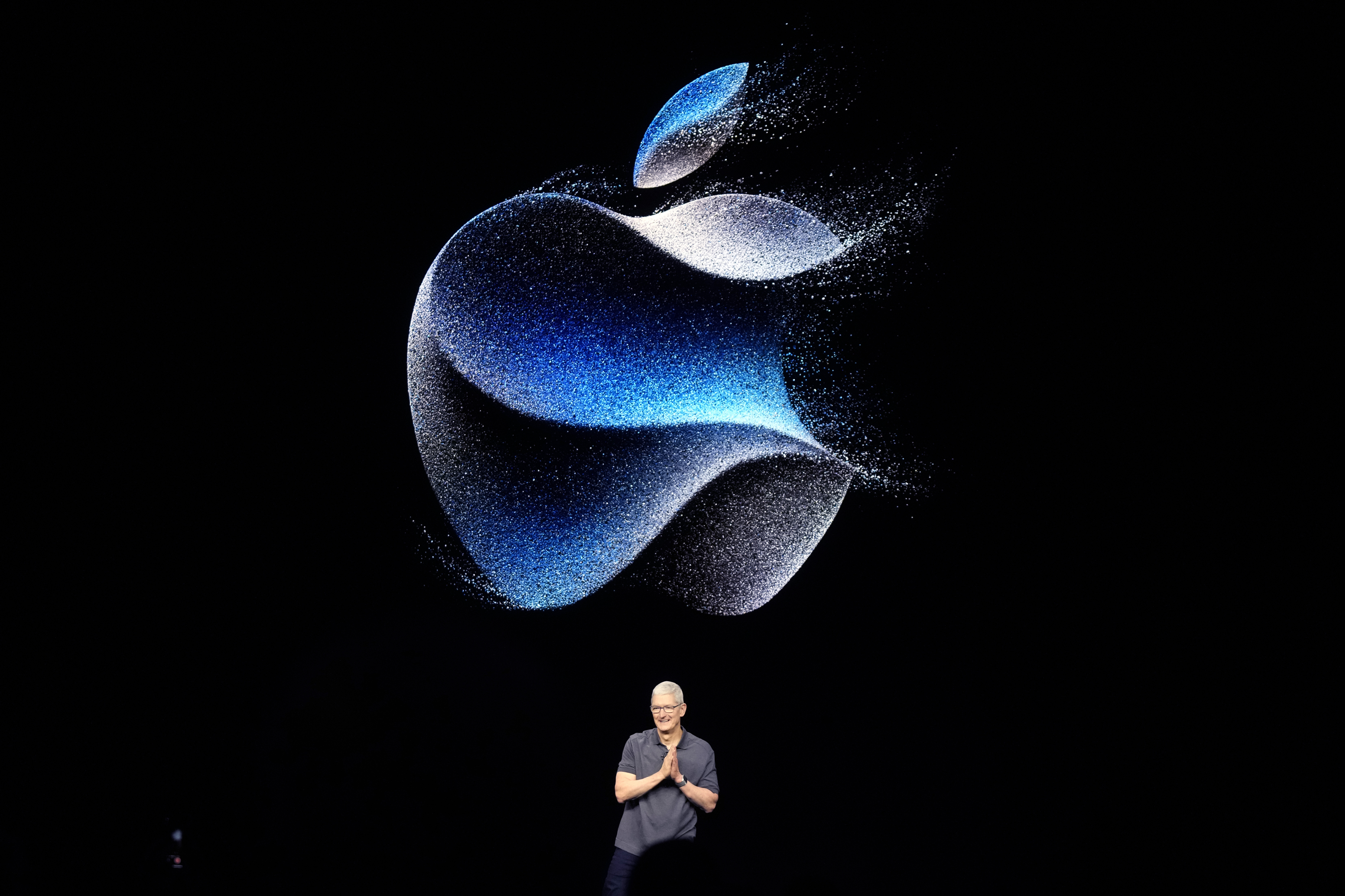 Apple upravo iskeširao 500 miliona za jedan materijal bez kog nema novog iPhone-a