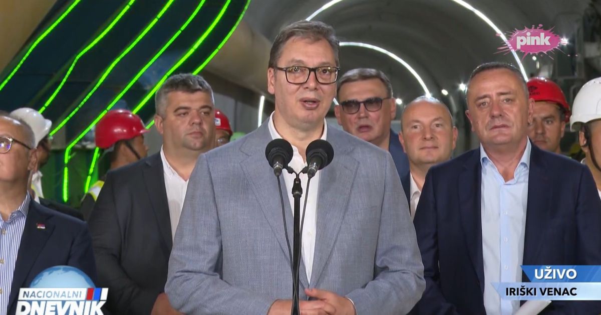 Rusija poslala Vučiću upozorenje da se spremaju masovni neredi, on odgovara: 