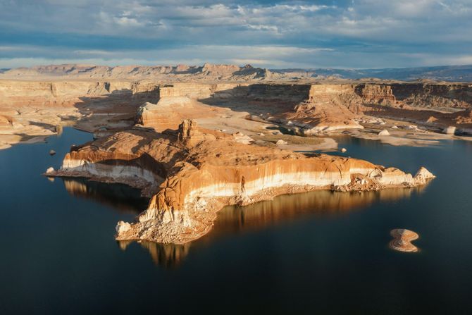 Glen Canyon, Kanjon Glen jezero Pauel