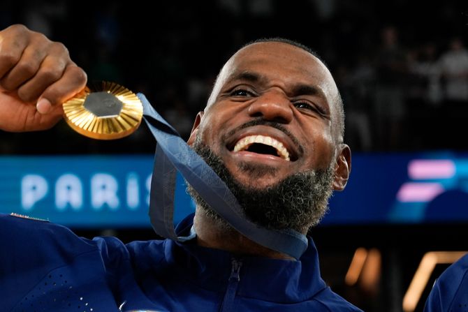 Košarka, Pariz OI , Olimpijske igre dodela medalja, košarkaška reprezentacija Amerike, Lebron Džejms