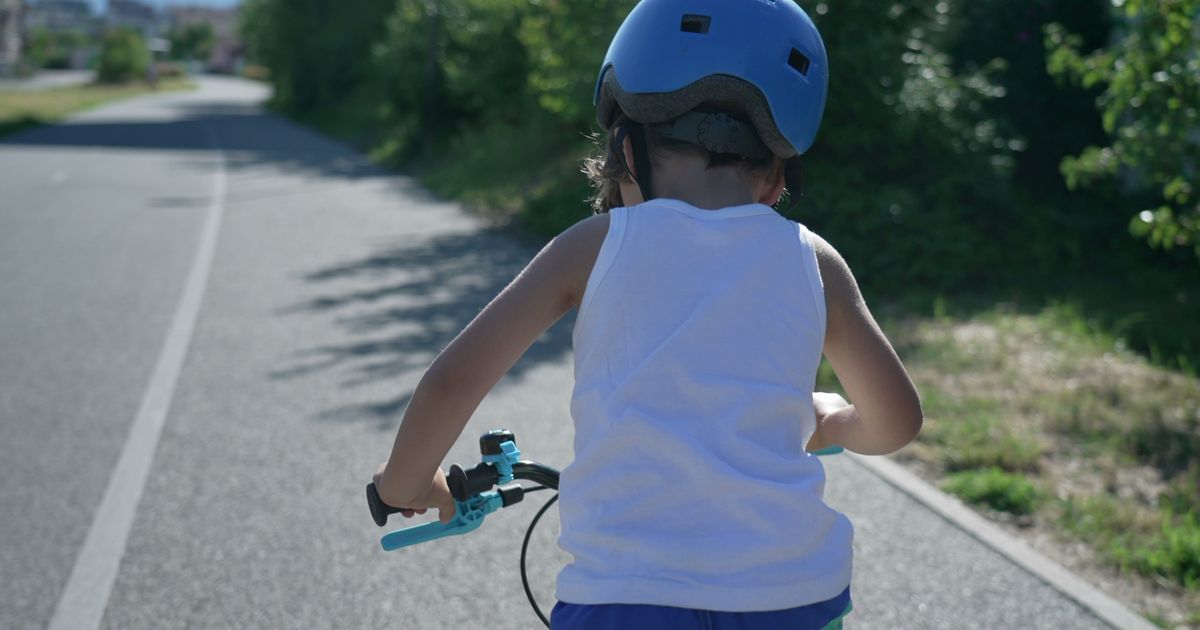 Zašto DECA kradu po Srbiji? Sraman potez u Sremskoj Mitrovici, lopov pokrao DEČAKA, ali je brzo dolijao