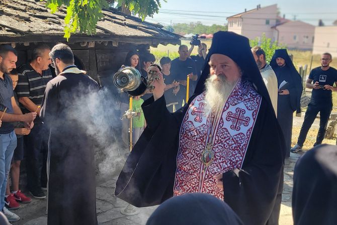 Goraždevac godišnjica ubijena srpska deca zločin parastos mitropolit Teodosije