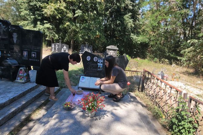 Goraždevac godišnjica ubijena srpska deca zločin Pantini majka i sestra Goraždevac godišnjica ubijena srpska deca zločin Pantini majka i sestra