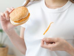 fleka, paradajz, burger, kečap