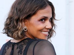 Halle Berry, Hali Beri