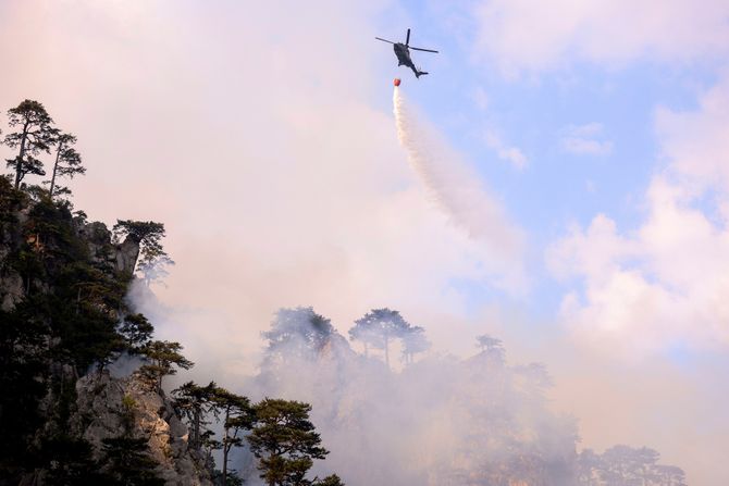 Požari Bosna BiH Sutjeska helikopteri