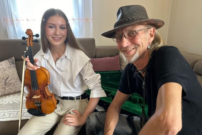 emilija jelić, violina emilija jelić, violina