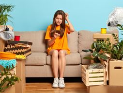 dekor, dom, dekorisanje doma, devojka u sobi