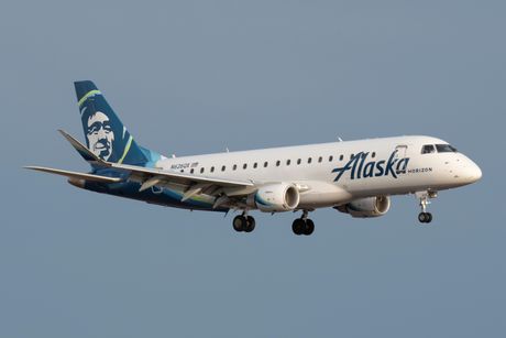 Alaska Airlines Embraer E-175