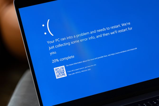 Plavi ekran smrti, Blue screen of death