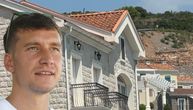 Bogdanovića u CG ugostio legendarni košarkaš: Njegova žena ga domaćinski dočekala, evo ko je Bogdanovo društvo