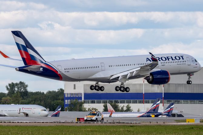 Avion Aeroflot Airbus A350