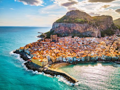 Cefalu, italija, palermo