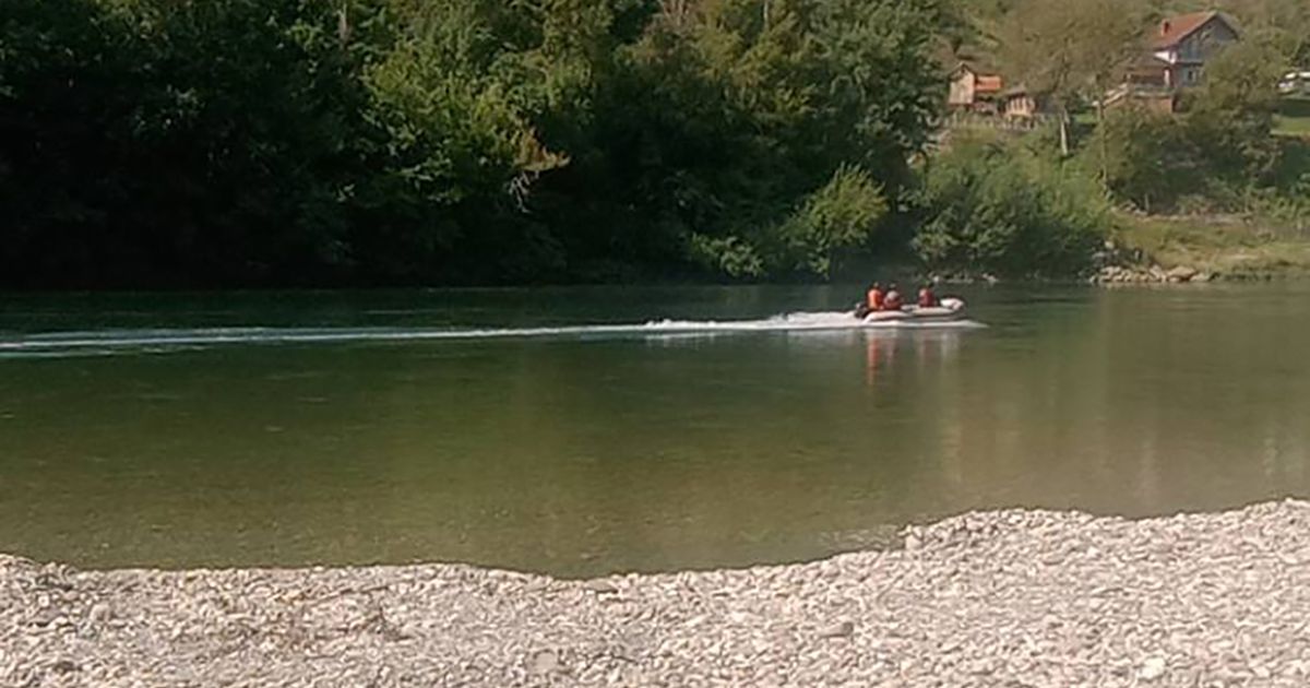 Nastavljena potraga za dečakom koji je juče nestao u Drini tokom kupanja