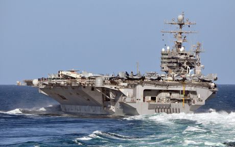 Nosač aviona Abraham Linkoln USS Abraham Lincoln