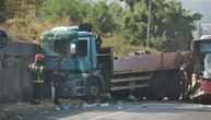 Vozač kamiona ispričao šta se desilo sekund pre krvavog udesa sa autobusom: "Gledam, vidi hoće da me gađa"